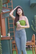 春秋旅逛副总司理周卫红表